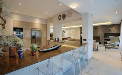 Luxury Villa Photo #12