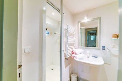 Luxury Villa Photo #34