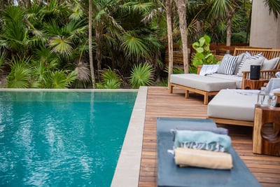 Luxury Villa Photo #3