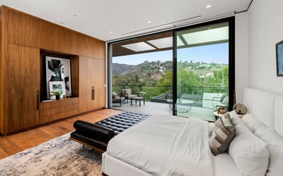 Luxury Villa Photo #38