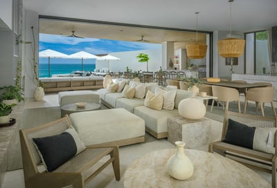 Luxury Villa Photo #23