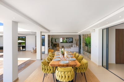 Luxury Villa Photo #10