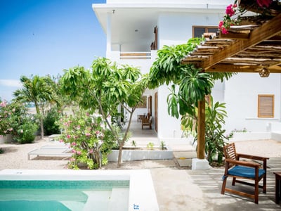 Luxury Villa Photo #3
