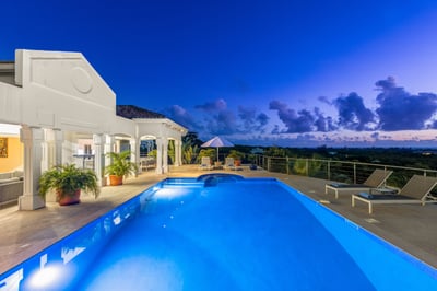 Luxury Villa Photo #9