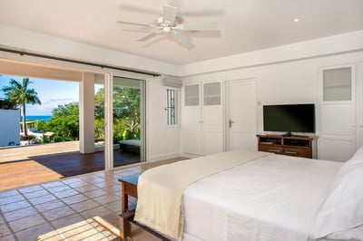 Luxury Villa Photo #21