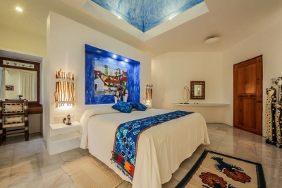Luxury Villa Photo #28