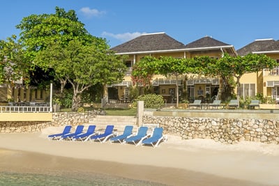 Luxury Villa Photo #3