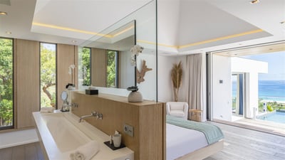 Luxury Villa Photo #53
