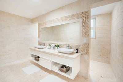 Luxury Villa Photo #45