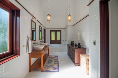 Luxury Villa Photo #21