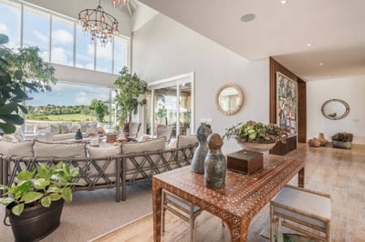 Luxury Villa Photo #19