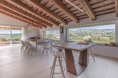 Luxury Villa Photo #30