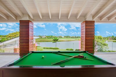 Luxury Villa Photo #8