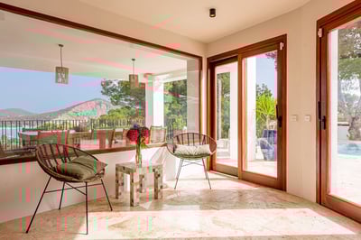 Luxury Villa Photo #33