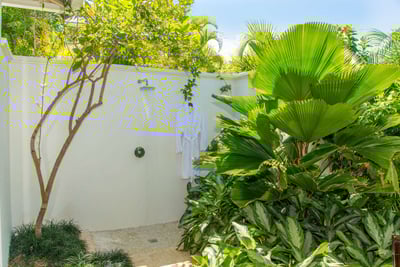 Luxury Villa Photo #27