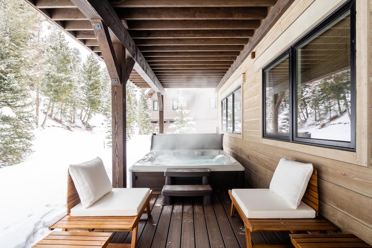 Spanish Peaks | Highlands Cabin 19