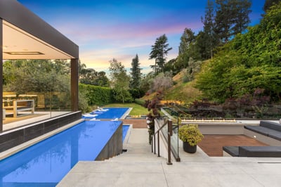 Luxury Villa Photo #6
