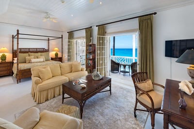 Luxury Villa Photo #7