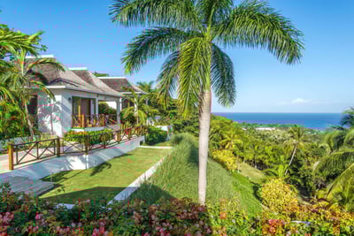 Luxury Villa Photo #5