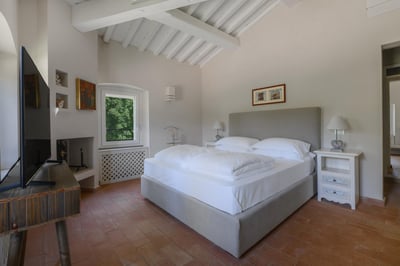 Luxury Villa Photo #23