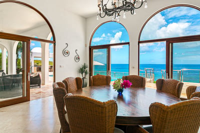 Luxury Villa Photo #18