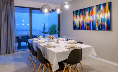 Luxury Villa Photo #15