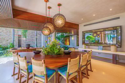 Luxury Villa Photo #20