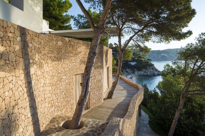 Luxury Villa Photo #9