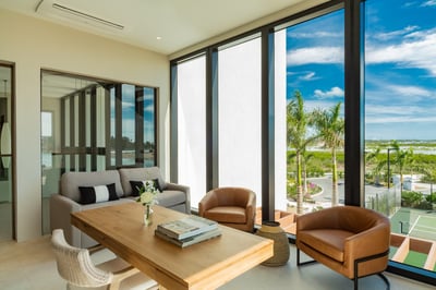 Luxury Villa Photo #22