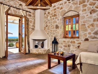 Luxury Villa Photo #11