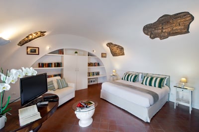 Luxury Villa Photo #37
