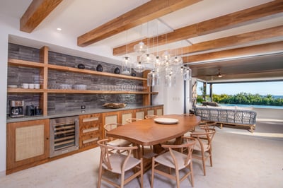 Luxury Villa Photo #10