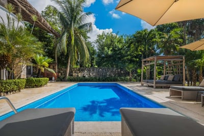 Luxury Villa Photo #39
