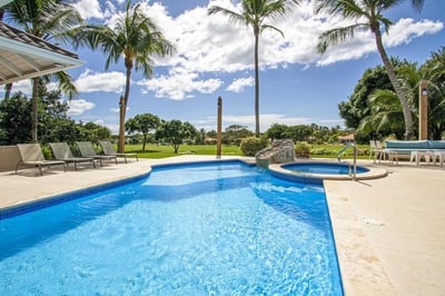 Casa Mota - Fairway-Front Family Villa