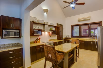 Luxury Villa Photo #22