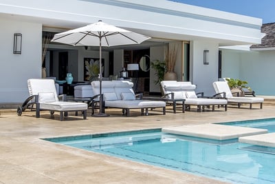 Luxury Villa Photo #3