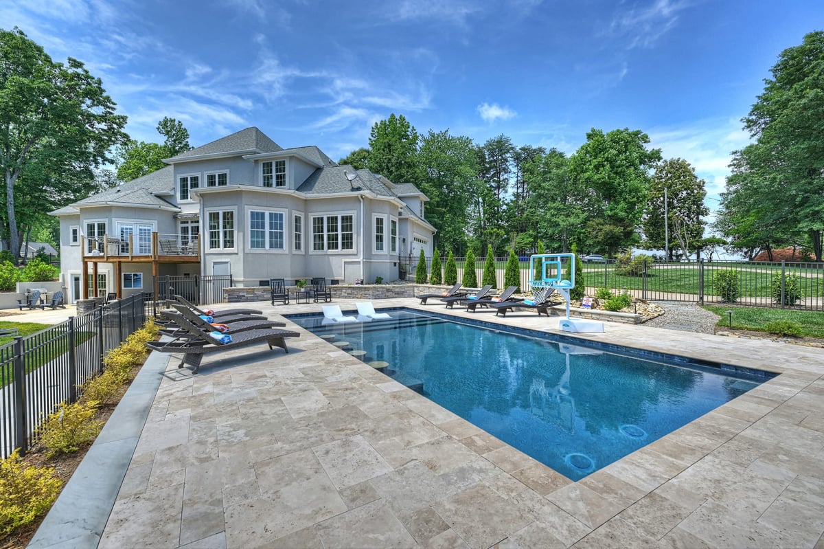 Denver,Shoreline Waters