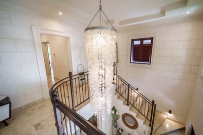 Luxury Villa Photo #6