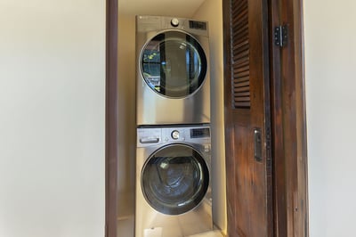 Luxury Villa Photo #22