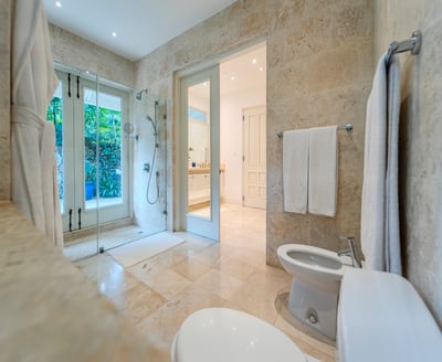 Luxury Villa Photo #58