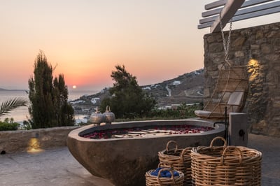 Luxury Villa Photo #12