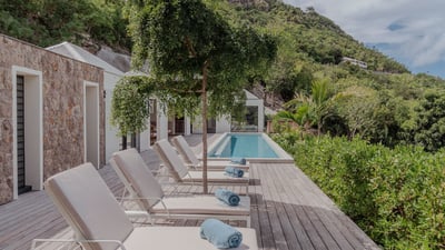 Luxury Villa Photo #2