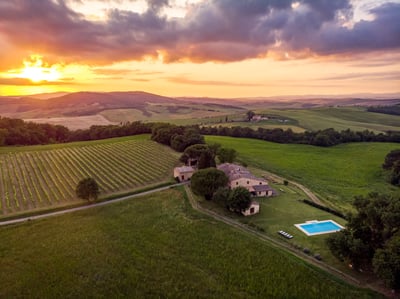 Luxury Villa Photo #38
