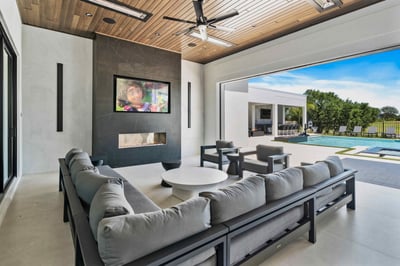 Luxury Villa Photo #13