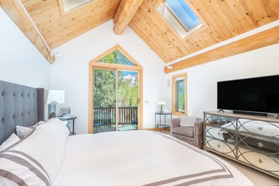 Luxury Villa Photo #15