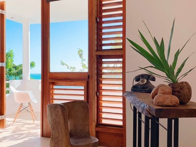 Luxury Villa Photo #32