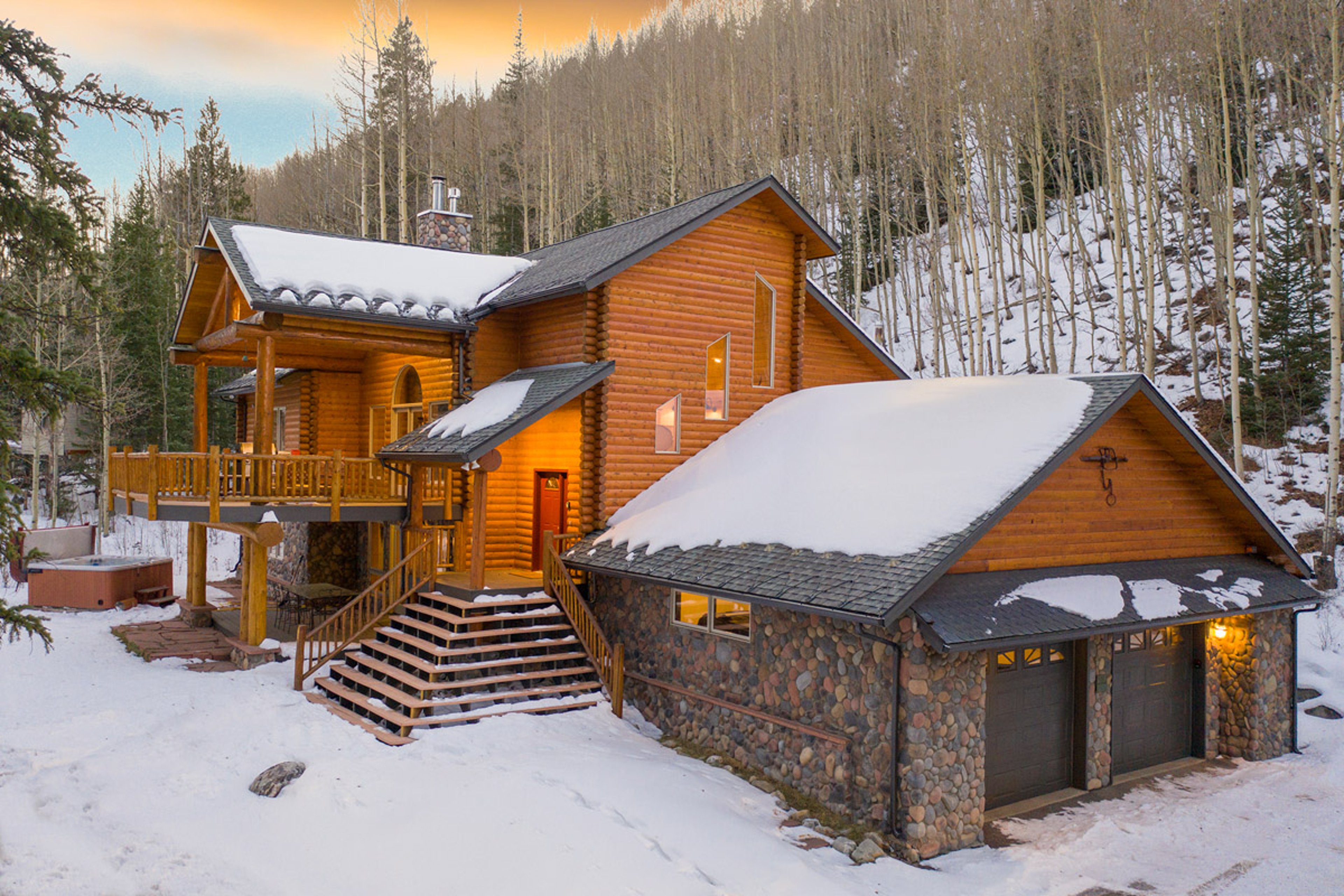 Aspen Meadow Lodge - 1