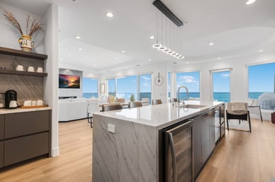 Luxury Villa Photo #12