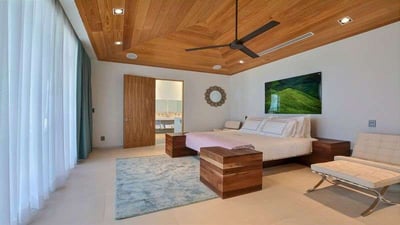 Luxury Villa Photo #27