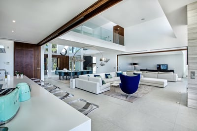 Luxury Villa Photo #14